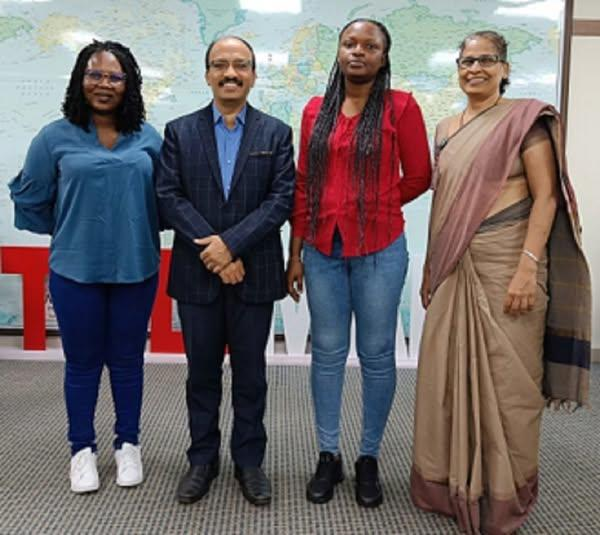 Image ghana-nurses-01